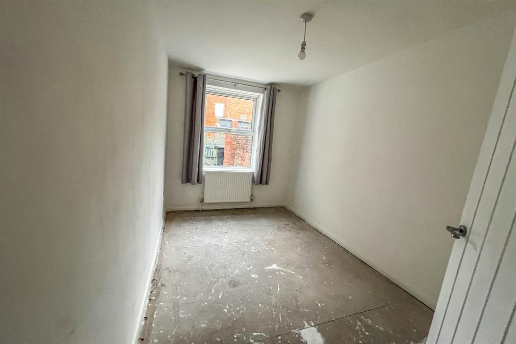 Rear Bedroom