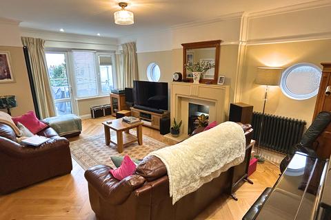 4 bedroom detached bungalow for sale, SPRINGFIELD AVENUE, PORTHCAWL, CF36 3LB