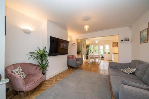 3 bedroom semi-detached house for sale, Bunkers Lane, Hemel Hempstead, Hertfordshire, HP3 8AX