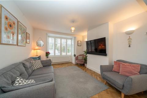 3 bedroom semi-detached house for sale, Bunkers Lane, Hemel Hempstead, Hertfordshire, HP3 8AX
