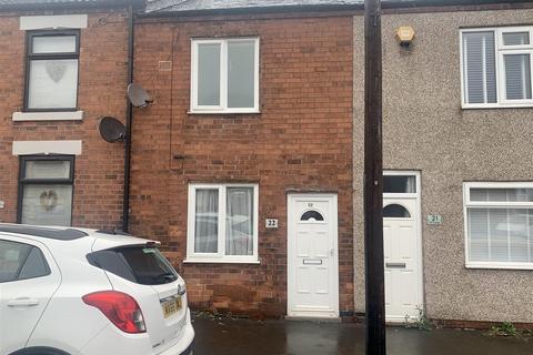 3 bedroom terraced house to rent, The Triangle, Ilkeston