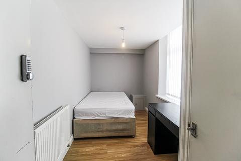 undefined, Queen Street, Pontypridd CF37