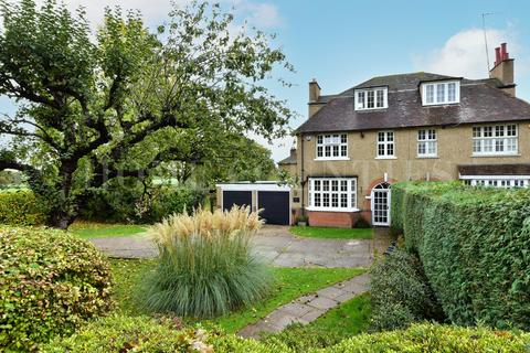 5 bedroom semi-detached house for sale, St Albans Road, South Mimms, Potters Bar, EN6