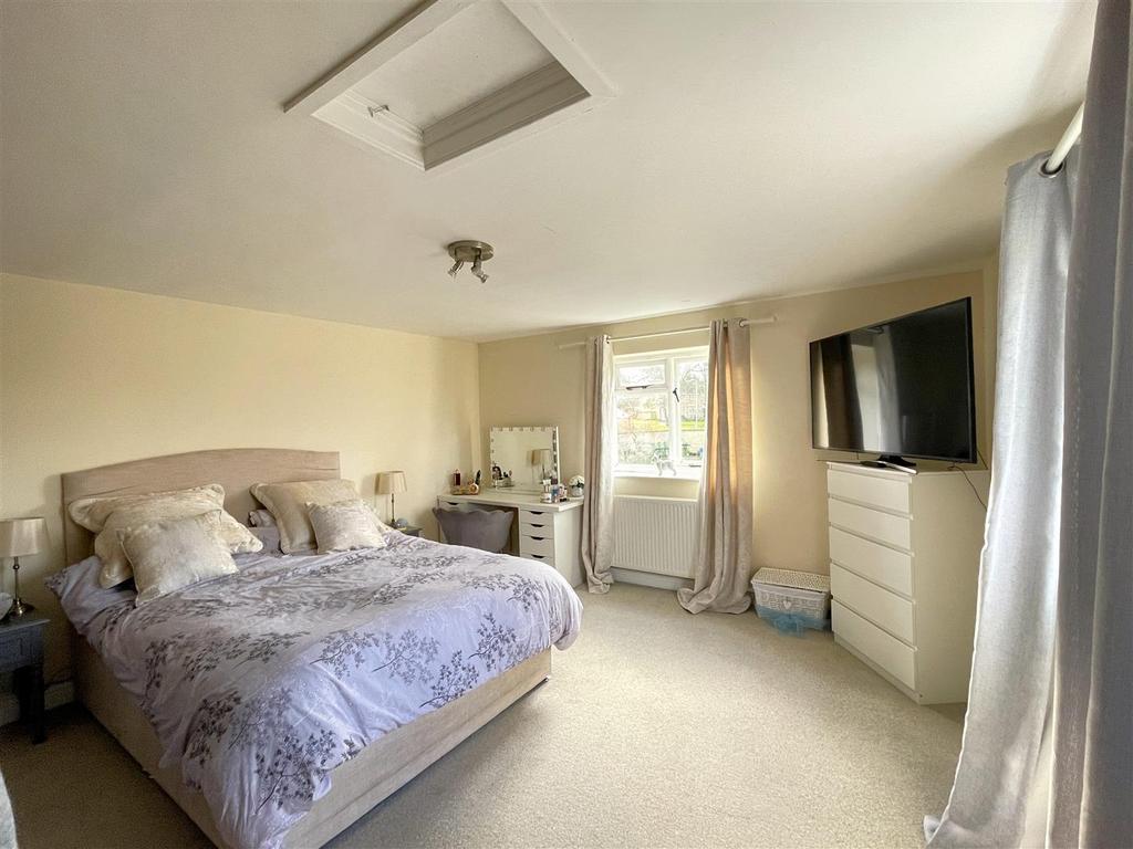 Main Bedroom.JPG