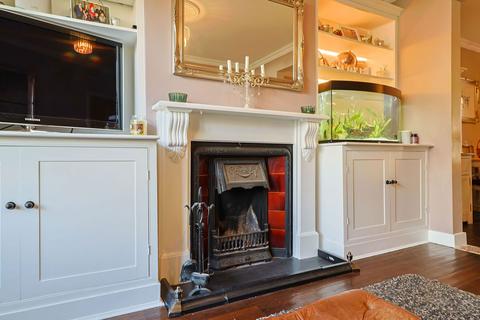 3 bedroom terraced house for sale, Limpsfield Road, Warlingham CR6