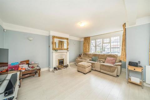 4 bedroom semi-detached house for sale, Exford Gardens, London SE12