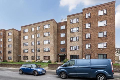 2 bedroom apartment for sale, Adelaide Road, Surbiton