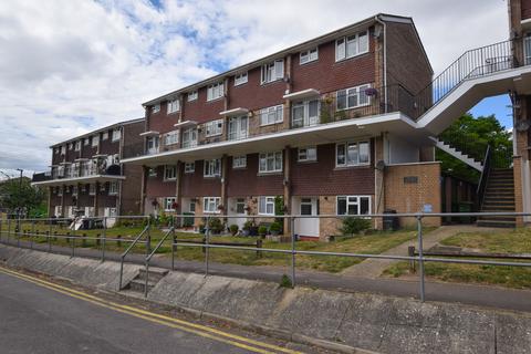 2 bedroom terraced house to rent, BORDON, Hampshire, GU35