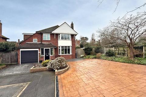 4 bedroom detached house for sale, Ellesmere Drive, Shrewsbury