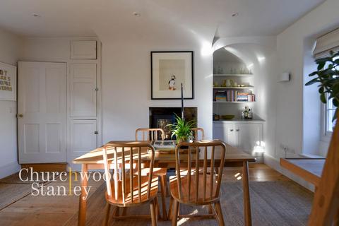 2 bedroom terraced house for sale, High Street, Mistley, CO11