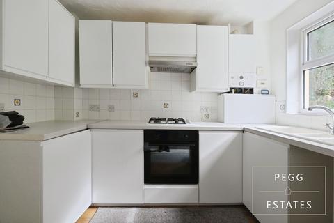 3 bedroom semi-detached house for sale, Embury Close, Kingskerswell, Newton Abbot