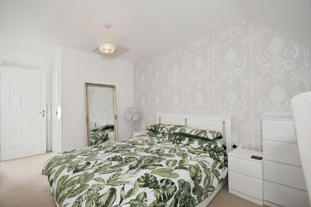 BED 1 03.jpg