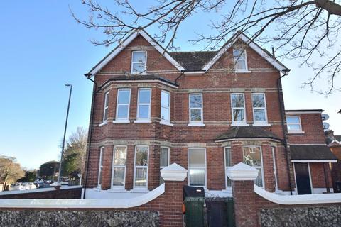 1 bedroom flat to rent, Enys Road, Eastbourne BN21