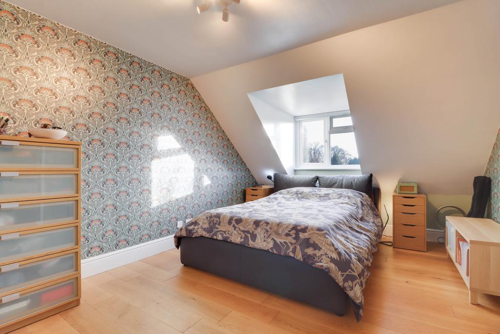 Principal bedroom