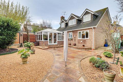 4 bedroom detached house for sale, Malms Close, Kensworth, Dunstable, LU6