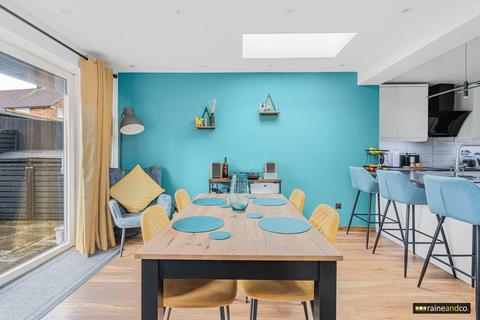 3 bedroom terraced house for sale, Furzefield Road, Welwyn Garden City