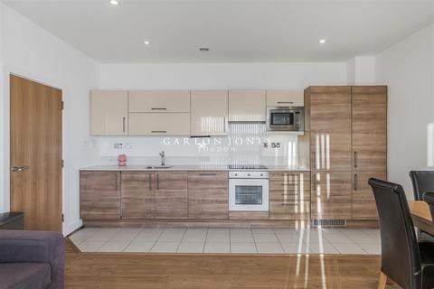 2 bedroom flat to rent, 3 Cornell Square, Vauxhall, London, SW8 2ES