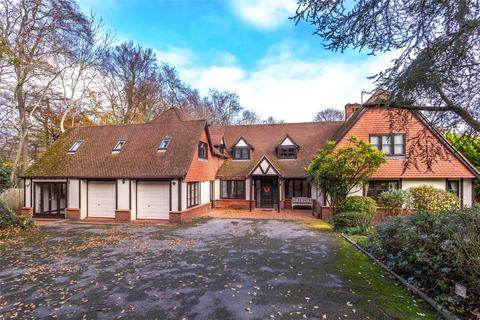 6 bedroom detached house for sale, Shillingridge Park, Marlow SL7