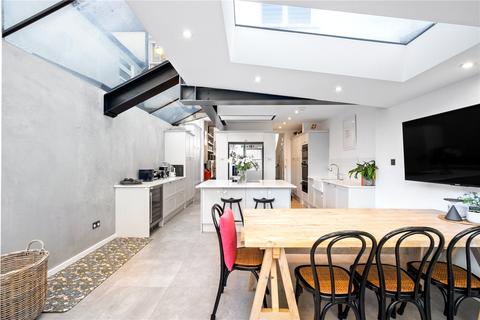 5 bedroom terraced house for sale, Hydethorpe Road, London, SW12