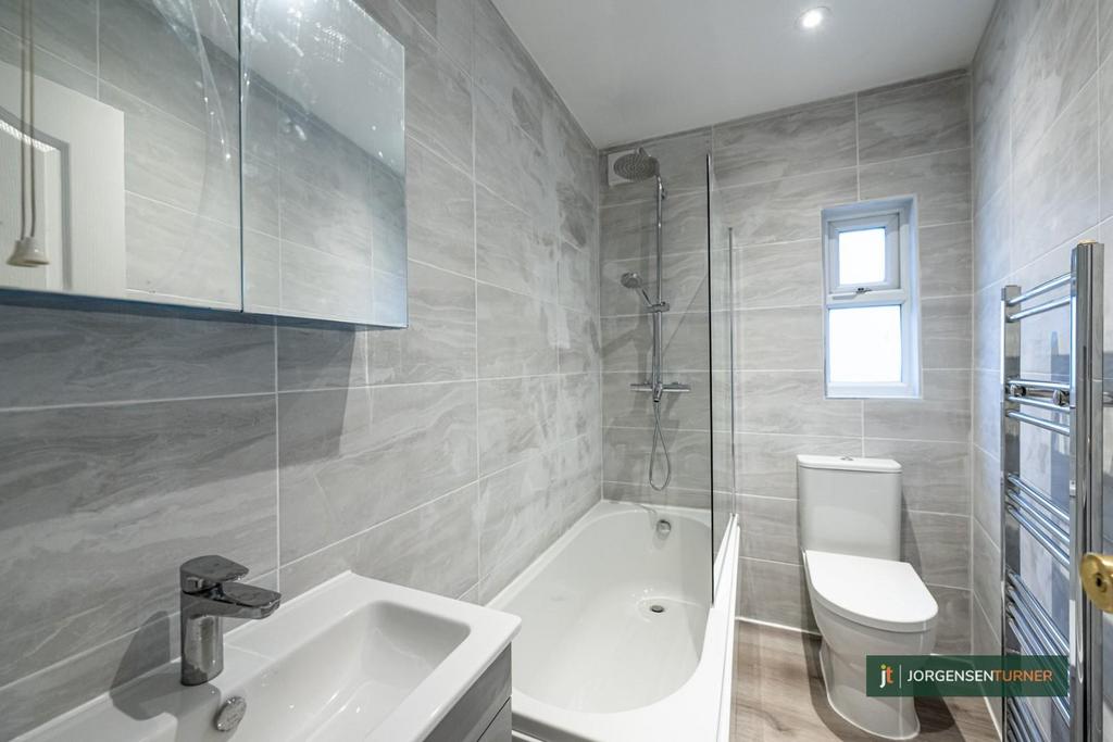 South Ealing Road 242 B-008 LR - JT.jpg