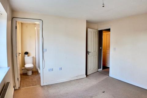 3 bedroom terraced house to rent, Drum Tower View, Caerphilly, CF83