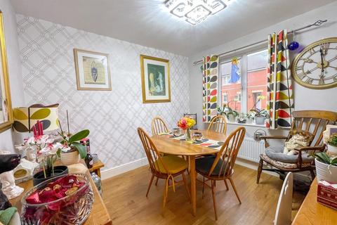 undefined, Kent Avenue, West Wick BS24