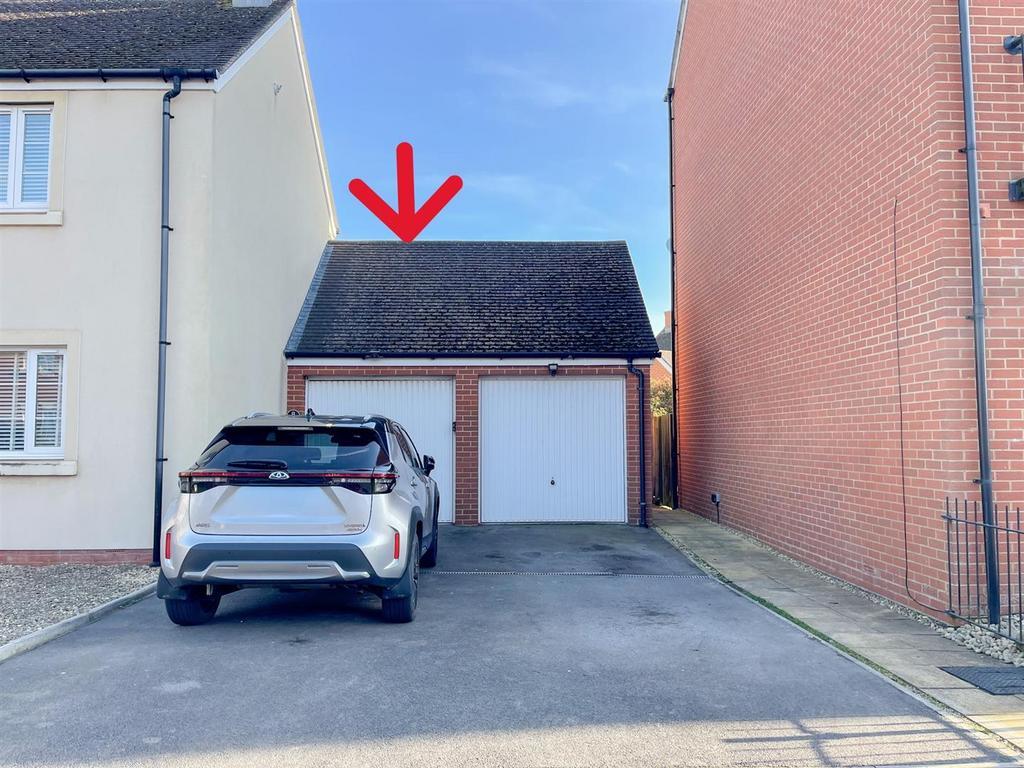 Garage & Parking.jpg