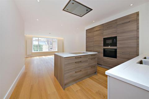 Beechcroft Avenue, Golders Green, London, NW11