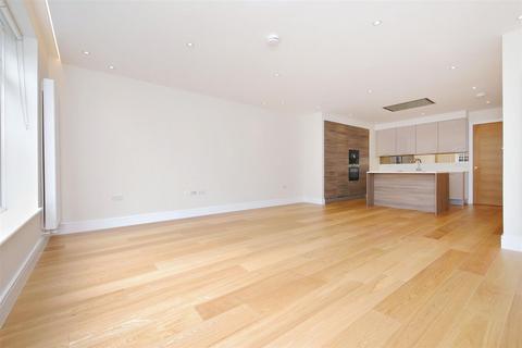 2 bedroom apartment to rent, Beechcroft Avenue, Golders Green, London, NW11