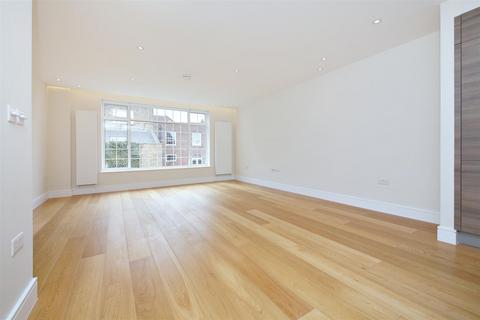 2 bedroom apartment to rent, Beechcroft Avenue, Golders Green, London, NW11