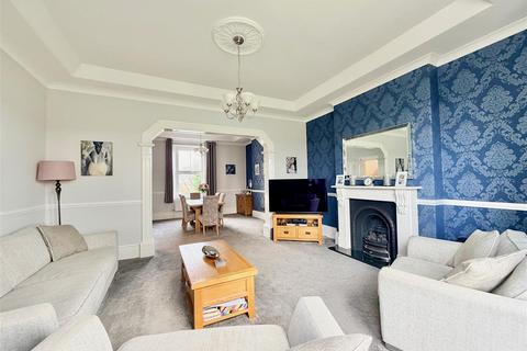 4 bedroom semi-detached house for sale, Furzehatt Villas, Plymouth PL9
