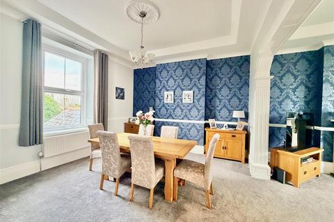 4 bedroom semi-detached house for sale, Furzehatt Villas, Plymouth PL9