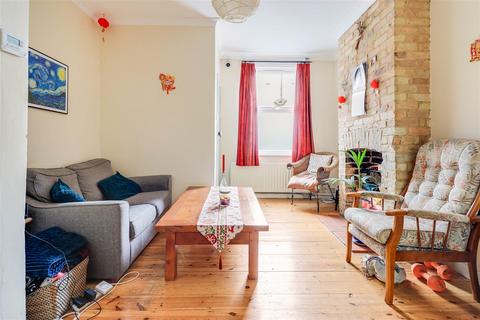 2 bedroom end of terrace house for sale, Sturton Street, Cambridge CB1