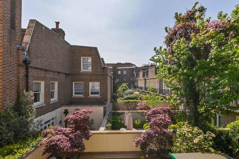 6 bedroom terraced house for sale, Bourne Street, Belgravia, London, SW1W