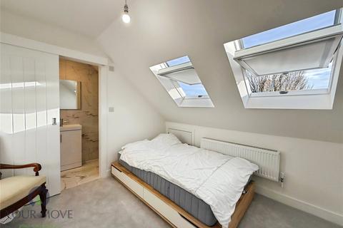 1 bedroom semi-detached house to rent, Latham Road, Bexleyheath DA6