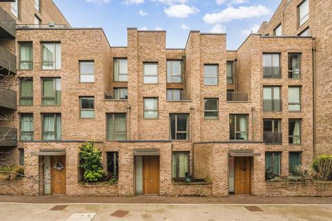 undefined, Boaters Avenue, Brentford TW8