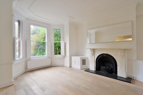 2 bedroom flat for sale, Southwood Avenue, Highgate, London, N6