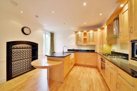 2 bedroom flat for sale, Southwood Avenue, Highgate, London, N6