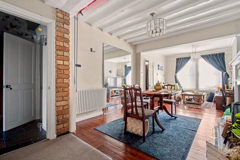 3 bedroom end of terrace house for sale, Hill View, Buckingham Road, Bicester, OX26