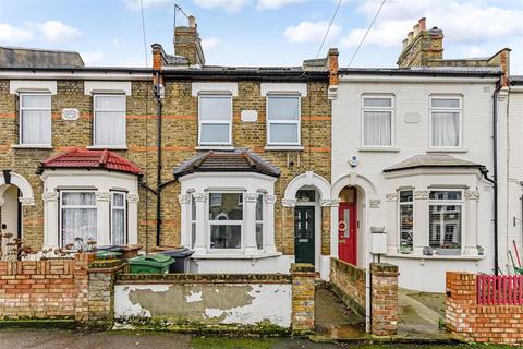undefined, Chestnut Avenue North, Walthamstow, E17