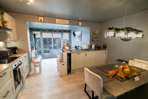 3 bedroom terraced house for sale, Gardner Park, North Shields NE29