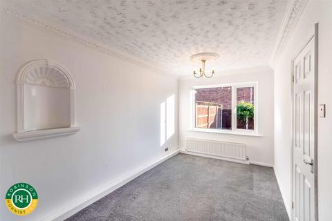 3 bedroom semi-detached house for sale, Long Close, Doncaster
