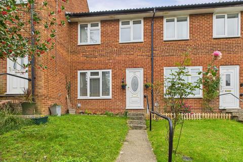3 bedroom terraced house for sale, Spencer Way, Redhill RH1