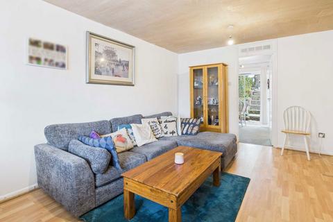3 bedroom terraced house for sale, Spencer Way, Redhill RH1