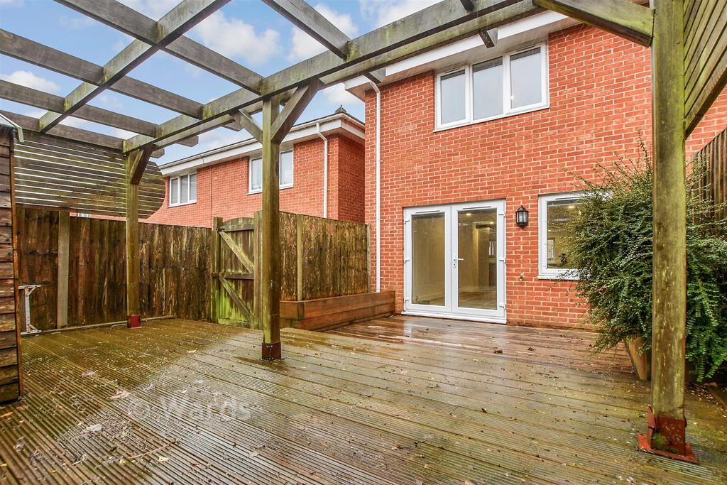 Patio / Decking