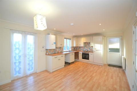 3 bedroom detached house for sale, Clatterford Road, Newport