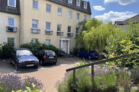 2 bedroom apartment to rent, James Square, Edinburgh EH11