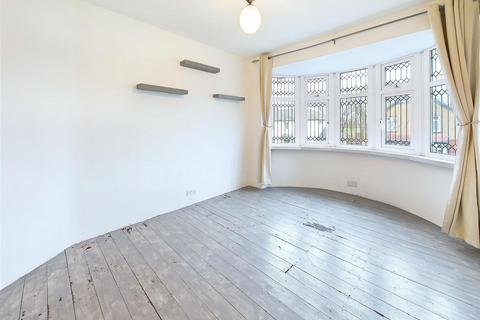 3 bedroom terraced house for sale, Rydens Grove, Walton-On-Thames
