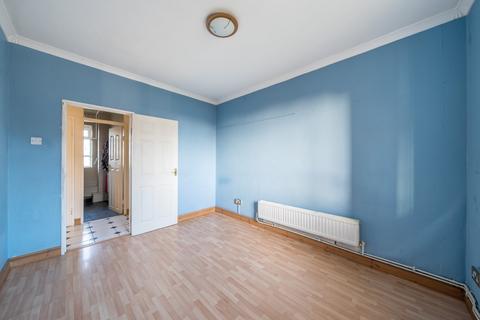2 bedroom flat for sale, Darlan Road, London, SW6