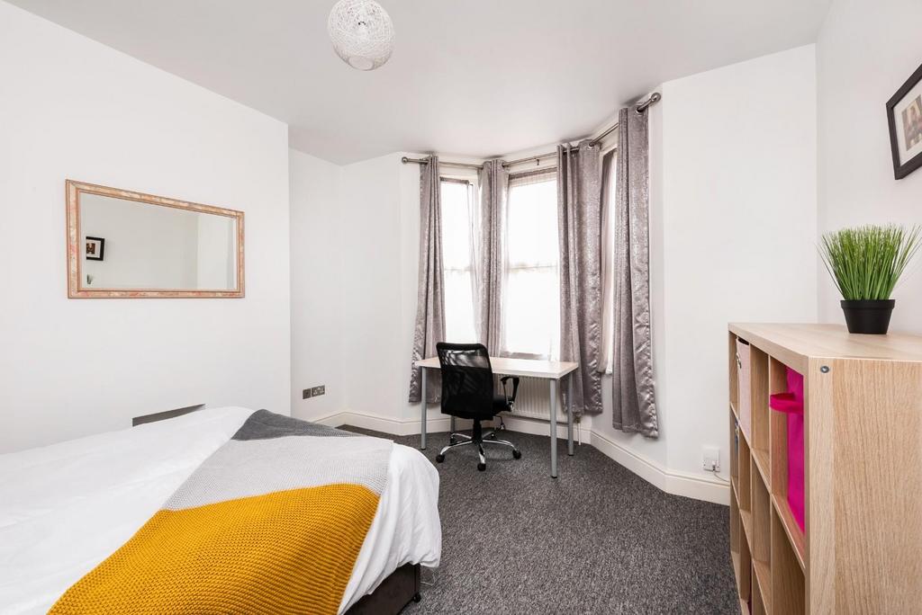 Flat 1, 2 Victoria Terrace, Bath, BA2 3 QZ-4.jpg